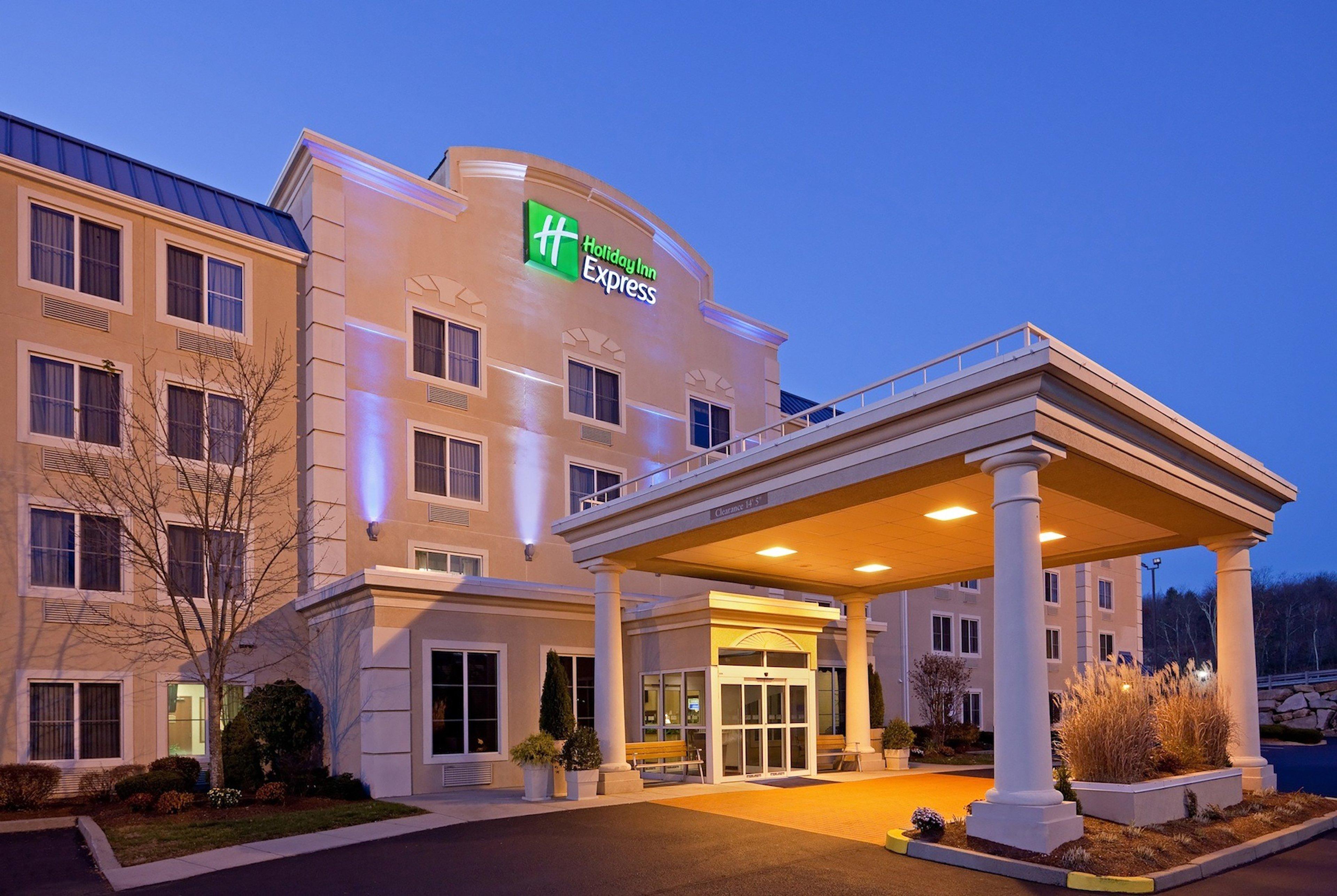 Holiday Inn Express Boston-Milford By Ihg Eksteriør billede