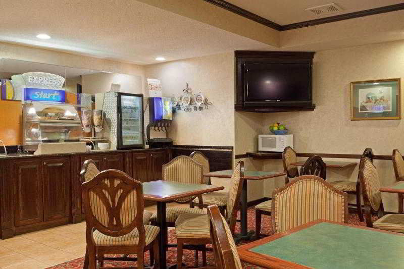 Holiday Inn Express Boston-Milford By Ihg Restaurant billede